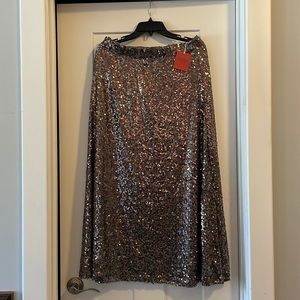 Flared sequined maxi skirt sz L NWT Pewter